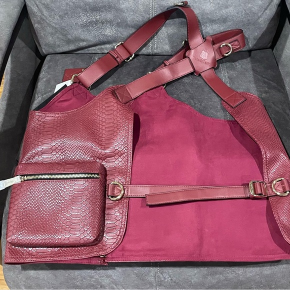 Tote&Carry Burgundy 07 Tactical Vest - Picture 5 of 10